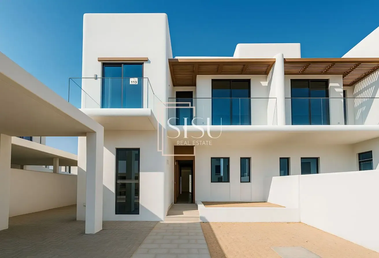 Exclusive | Facing Water Canal | Community Expert