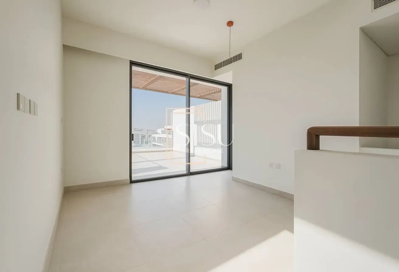 Facing Water Canal | Facing Lagoon | Resale