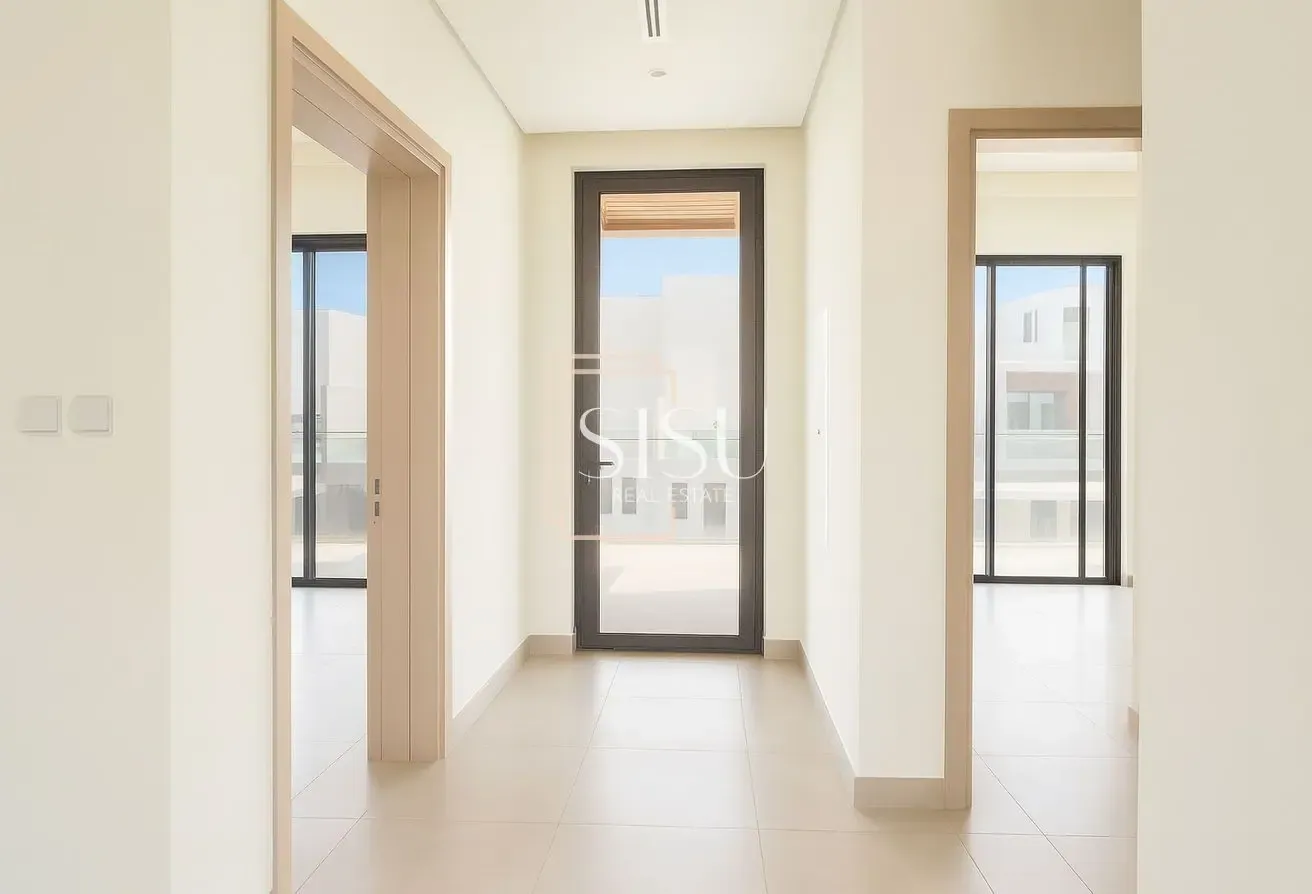 Prime Location| Facing Water Canal | Valley Expert