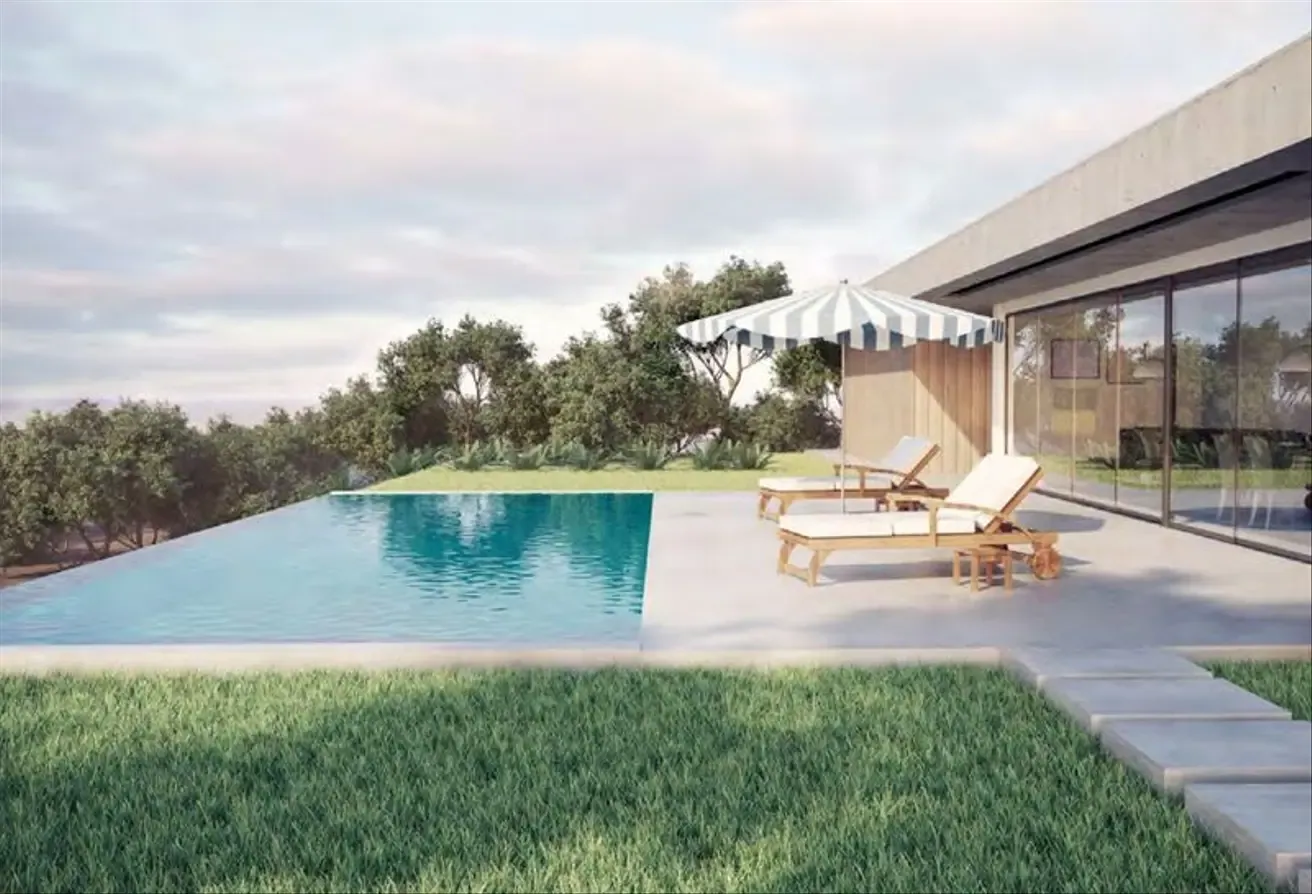 New Listing | Big Plot | Watefront View