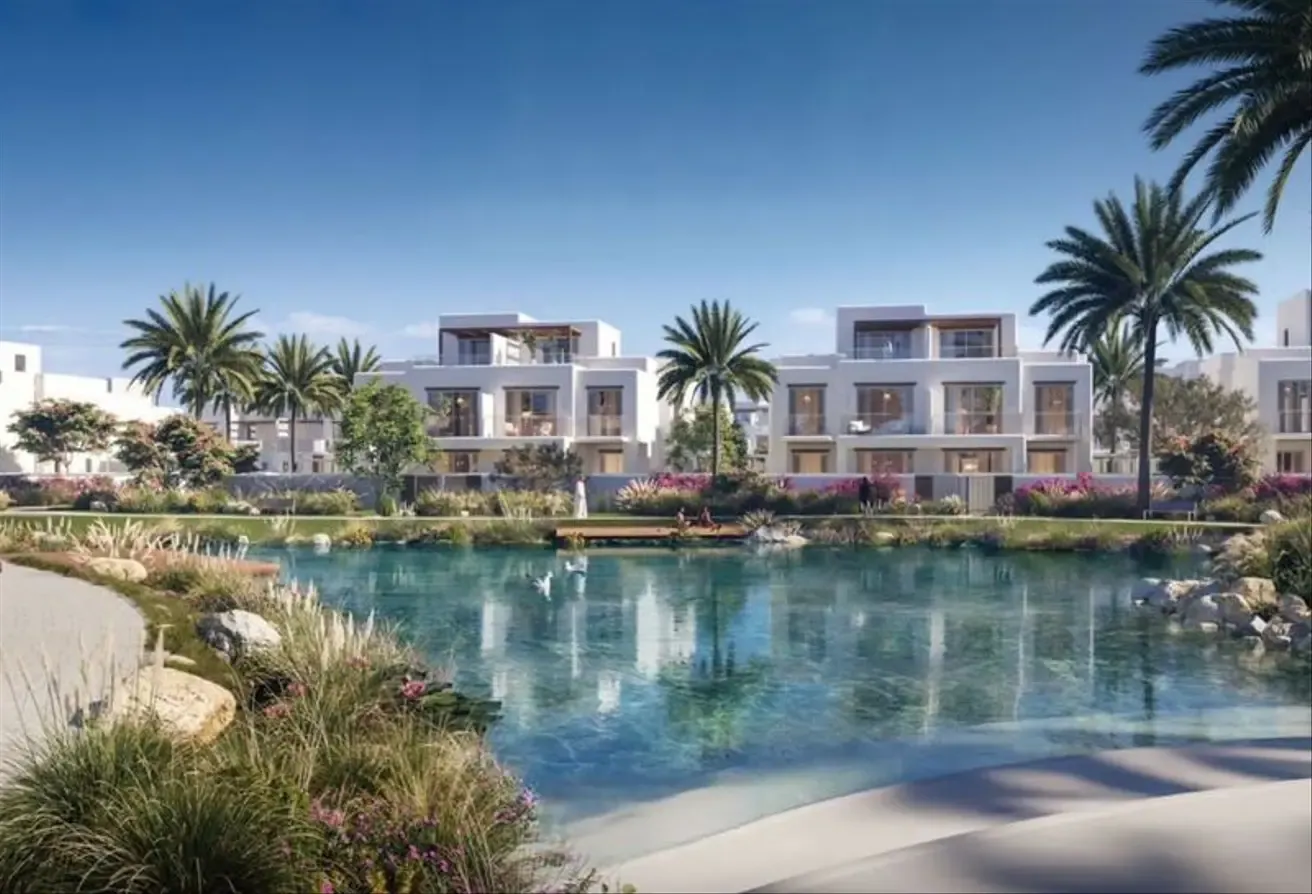 New Listing | Big Plot | Watefront View