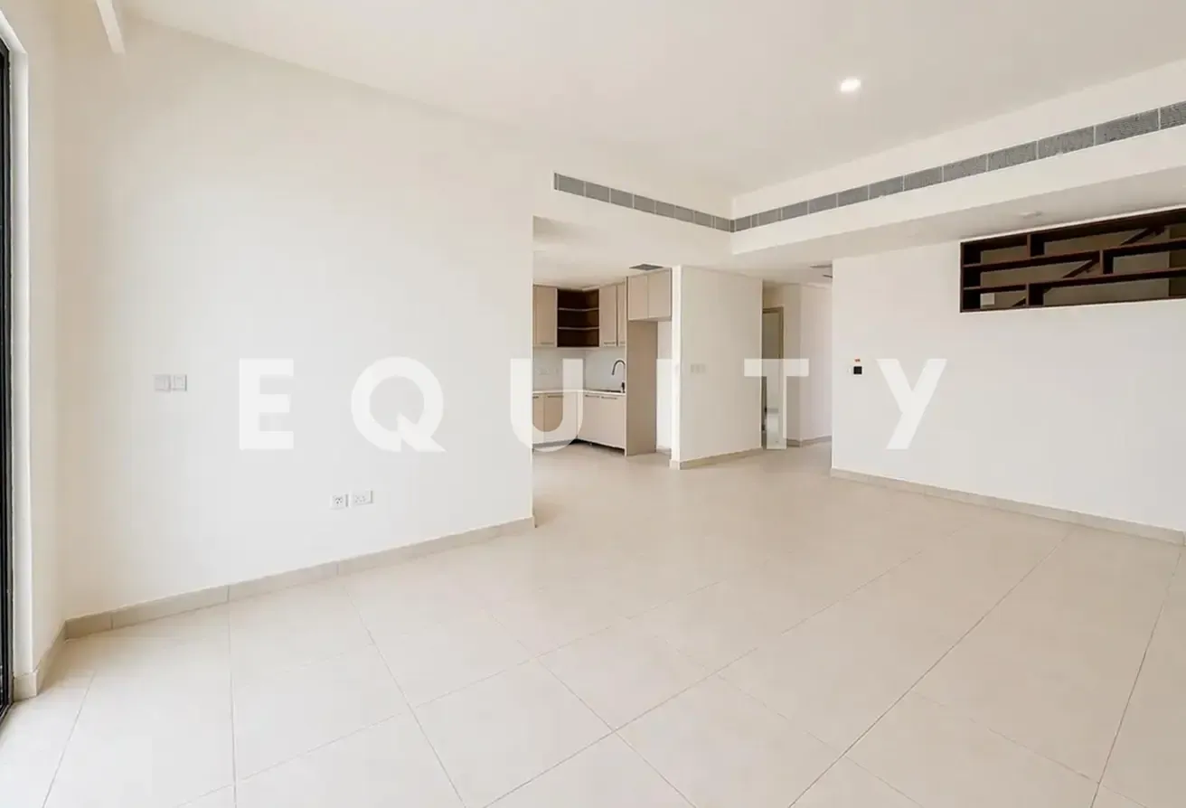 6608 Sqft Plot | Waterfront | Area Specialist