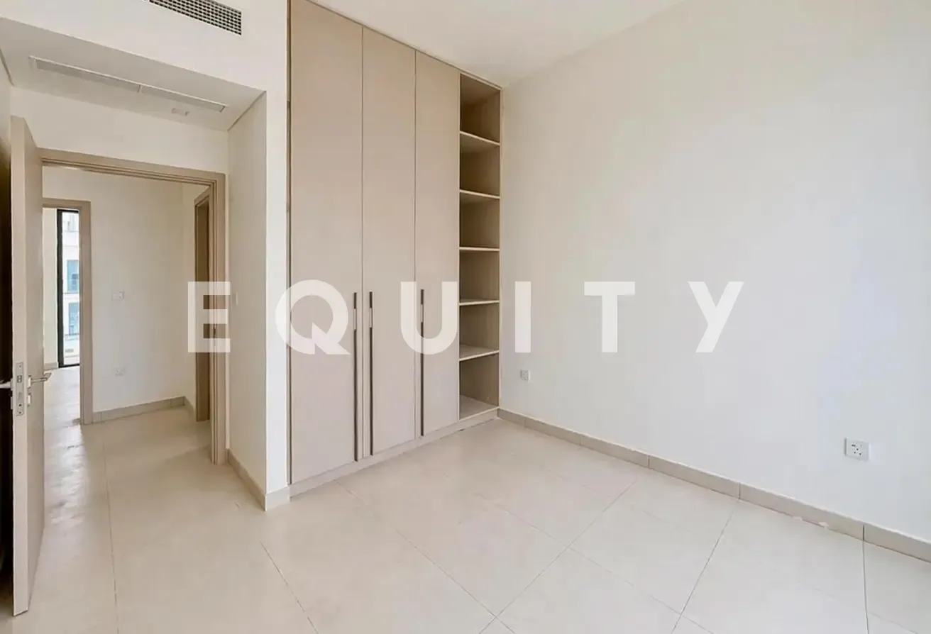 6608 Sqft Plot | Waterfront | Area Specialist