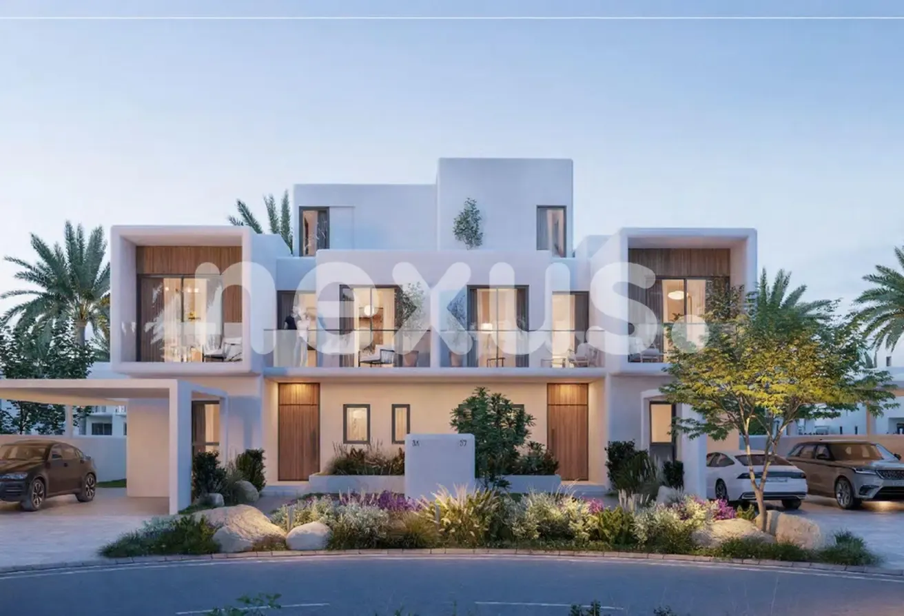 Waterfront | Large Plot | Prime Location