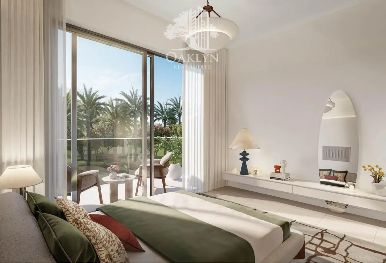 Lagoon View | Prime 5 BR Villa | Near Amenities