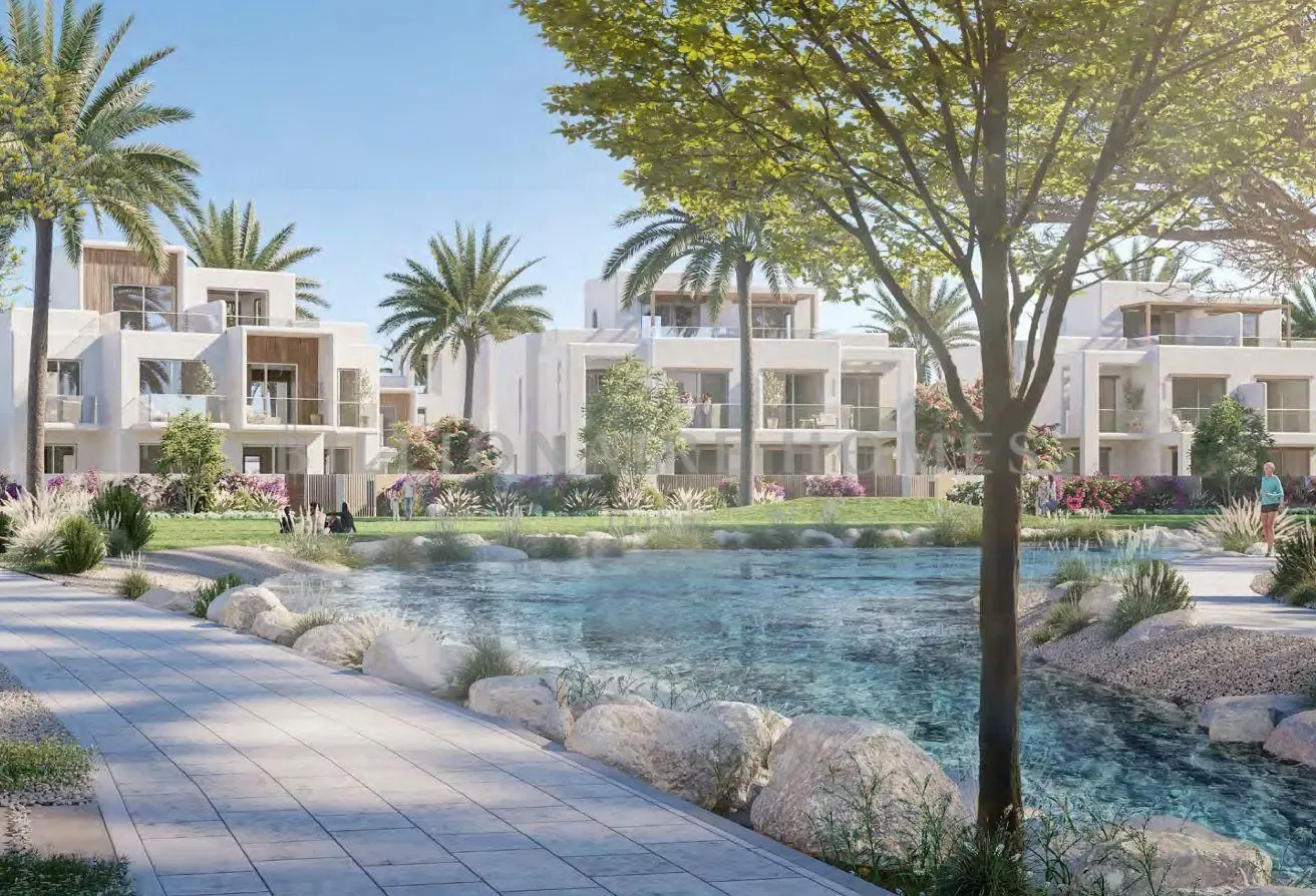 Prime Location | Big Plot | Lagoon facing