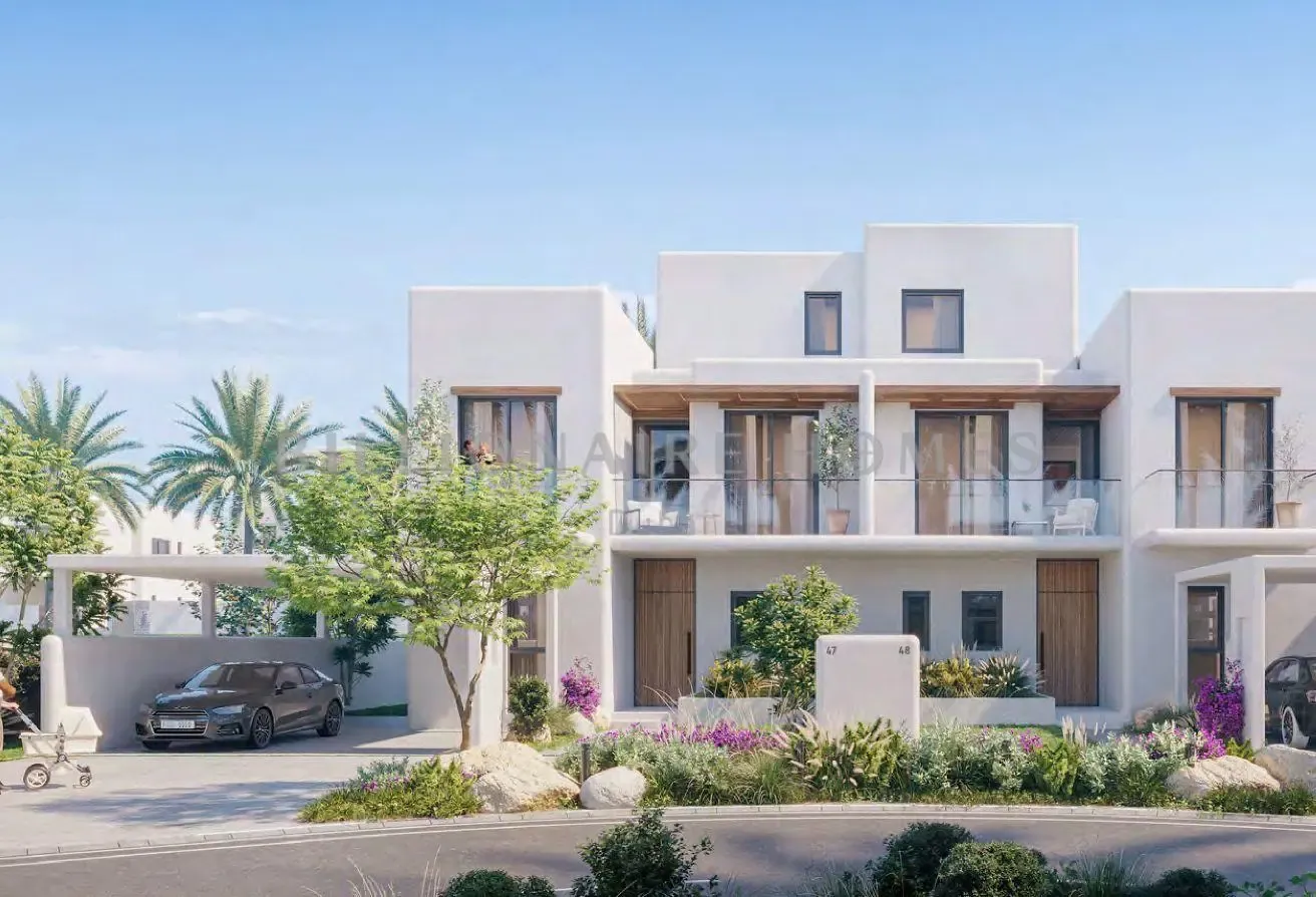 Prime Location | Big Plot | Lagoon facing