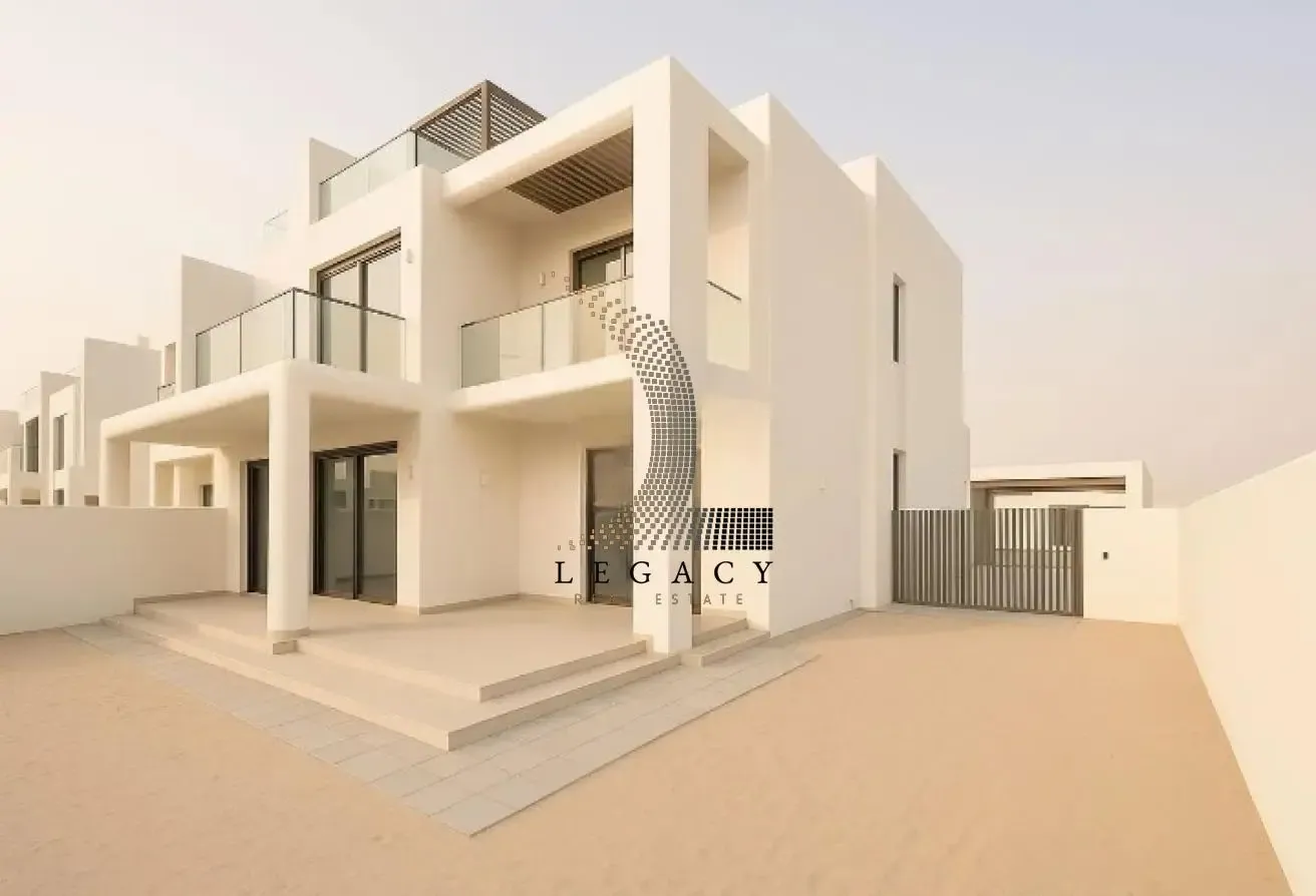 Rare Villa-On the Main Island-Canal views,Big Plot