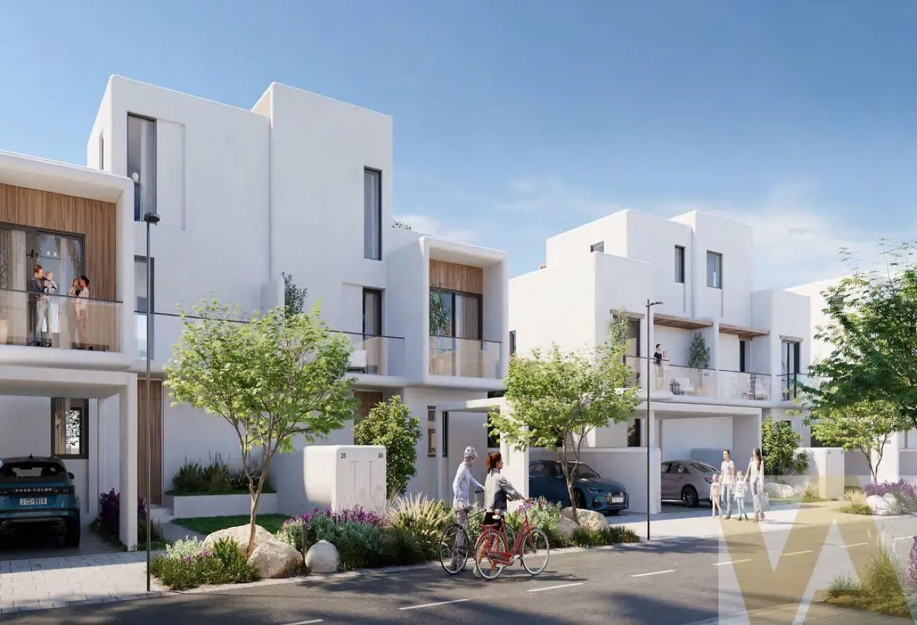 Directly On The Lagoon / Large Plot / Best Layout