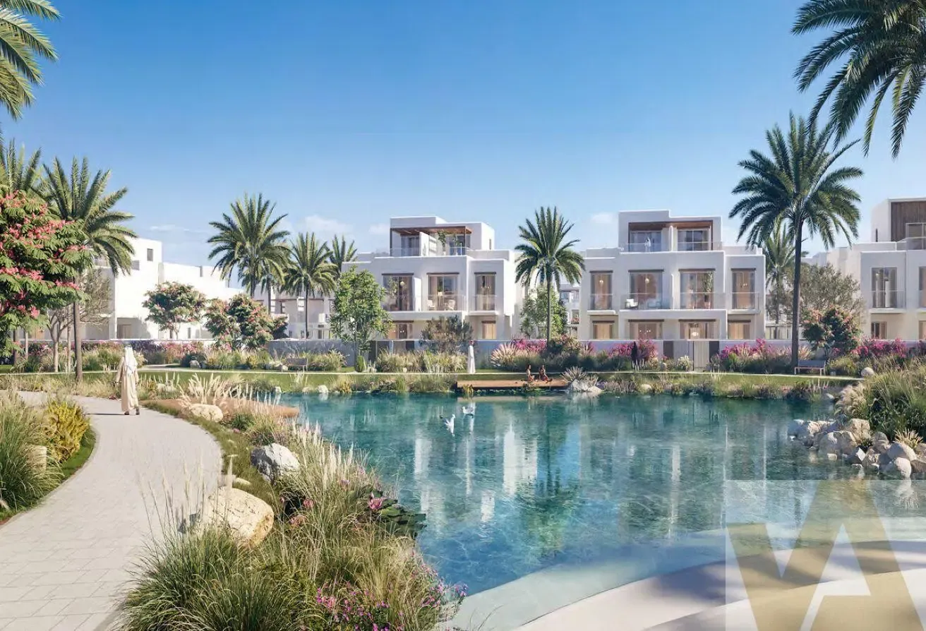 Directly On The Lagoon / Large Plot / Best Layout