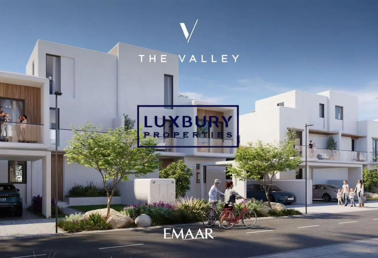 WATER FRONT | HUGE PLOT | VASTU COMPLIANCE