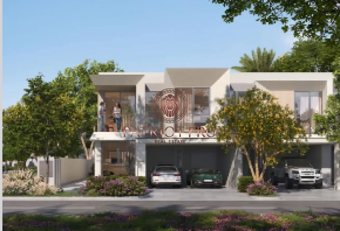 On Lagoon 5 BR Villa | Huge Size | Negotiable