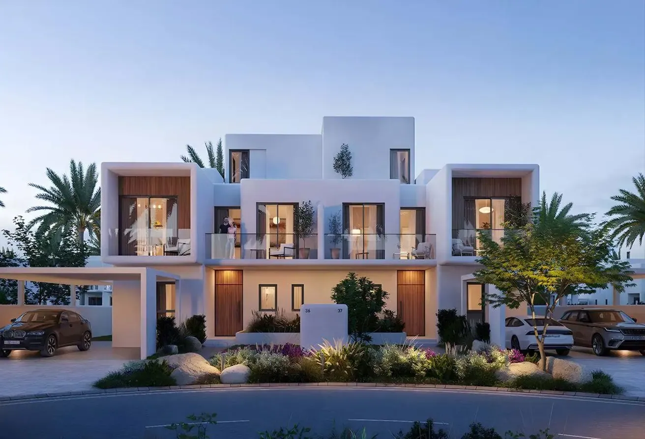 Prime Location | Waterfront Villa | Large Plot