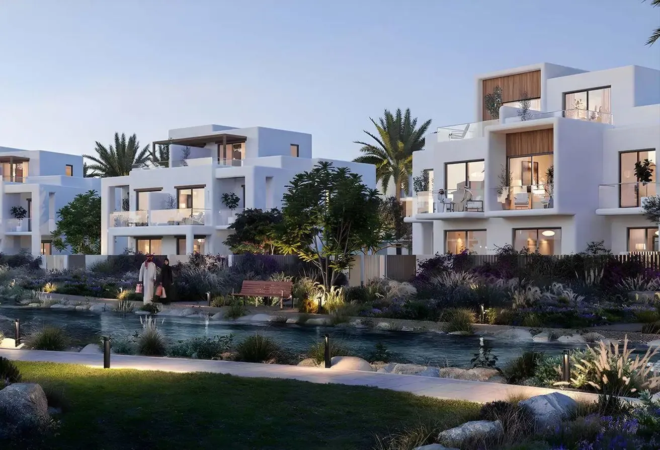 Prime Location | Waterfront Villa | Large Plot