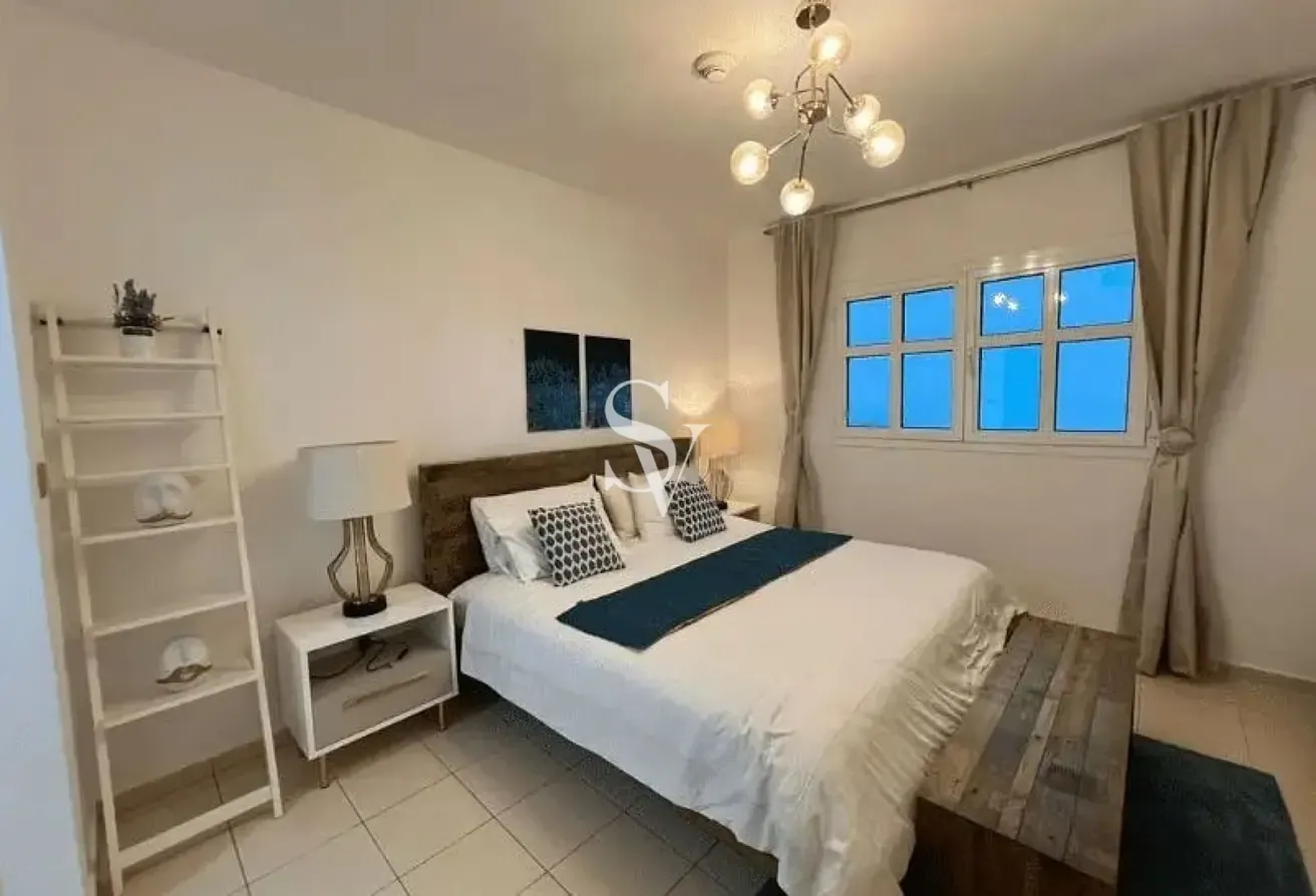 Open to Offers| Genuine Resale | Premium Furnished