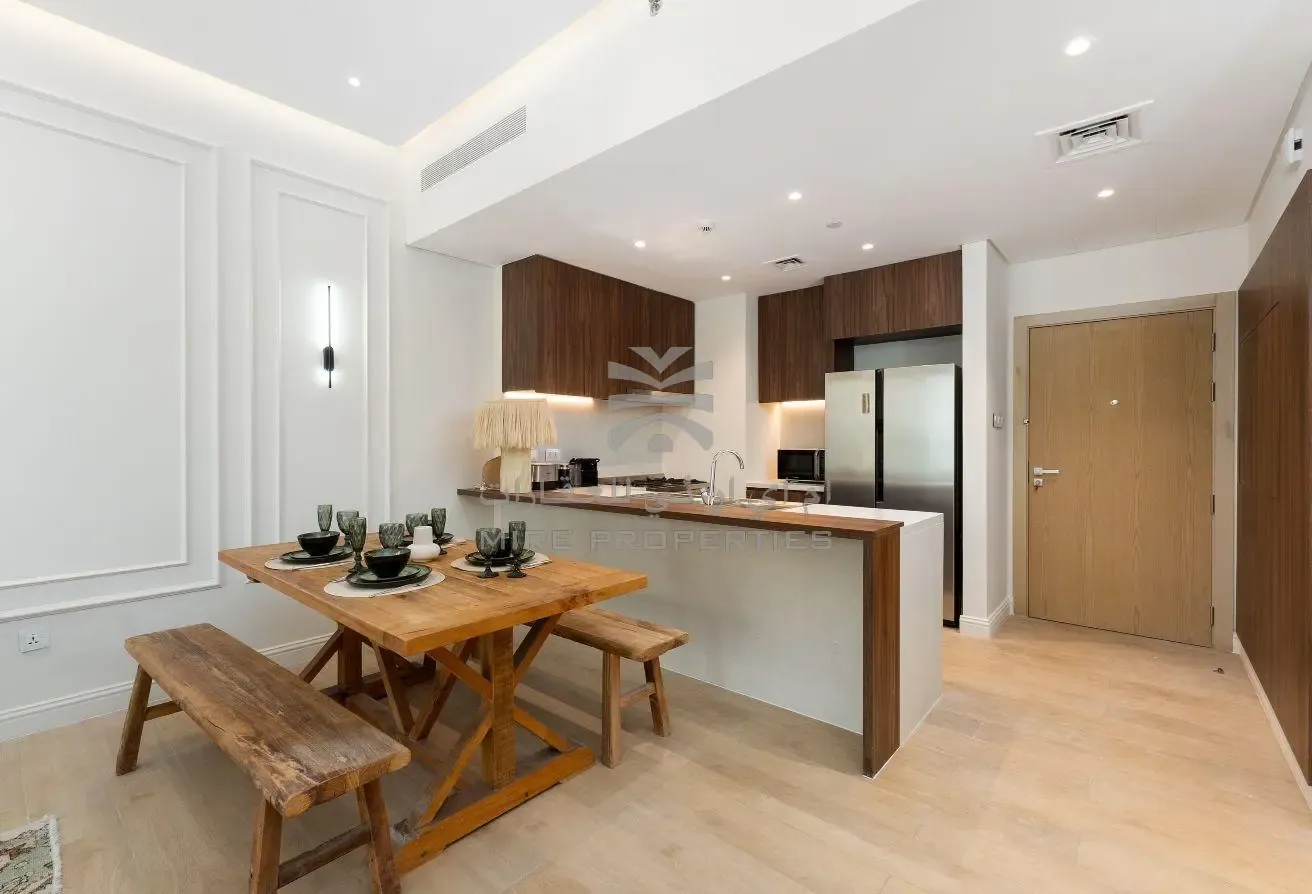 Vacant | Upgraded & Furnished 2BR | Premium Finish