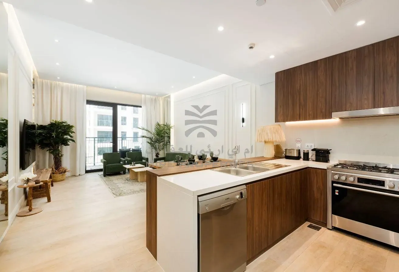 Vacant | Upgraded & Furnished 2BR | Premium Finish