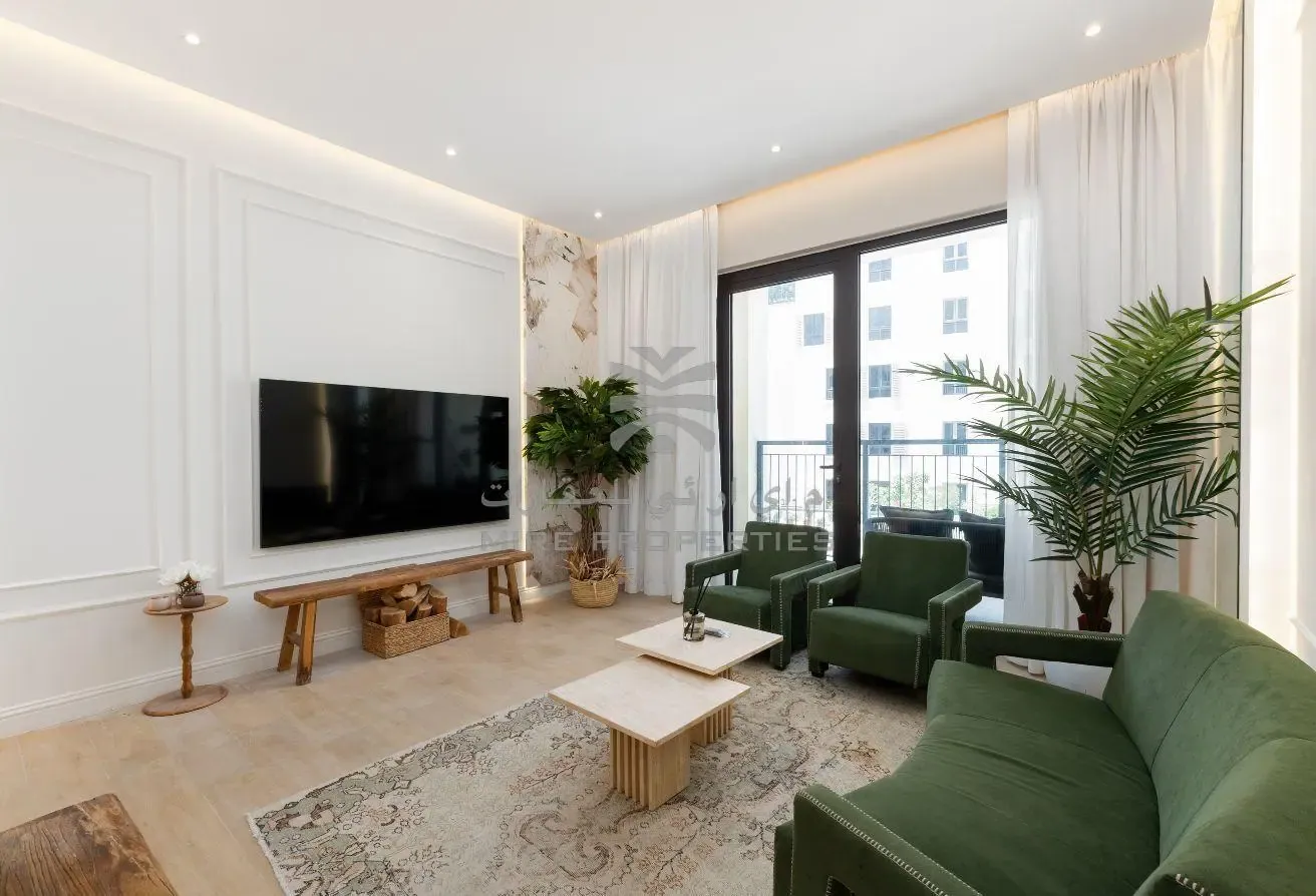 Vacant | Upgraded & Furnished 2BR | Premium Finish