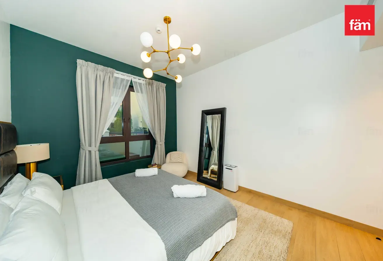 HighEnd Furnished | Vacant | Big Balcony