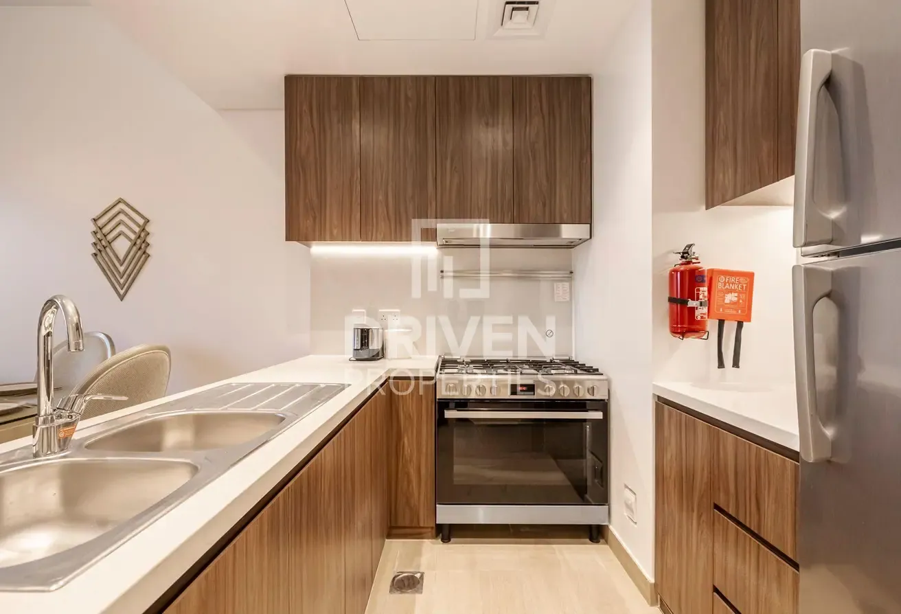 Spacious and Fully Furnished | Ready to Move in