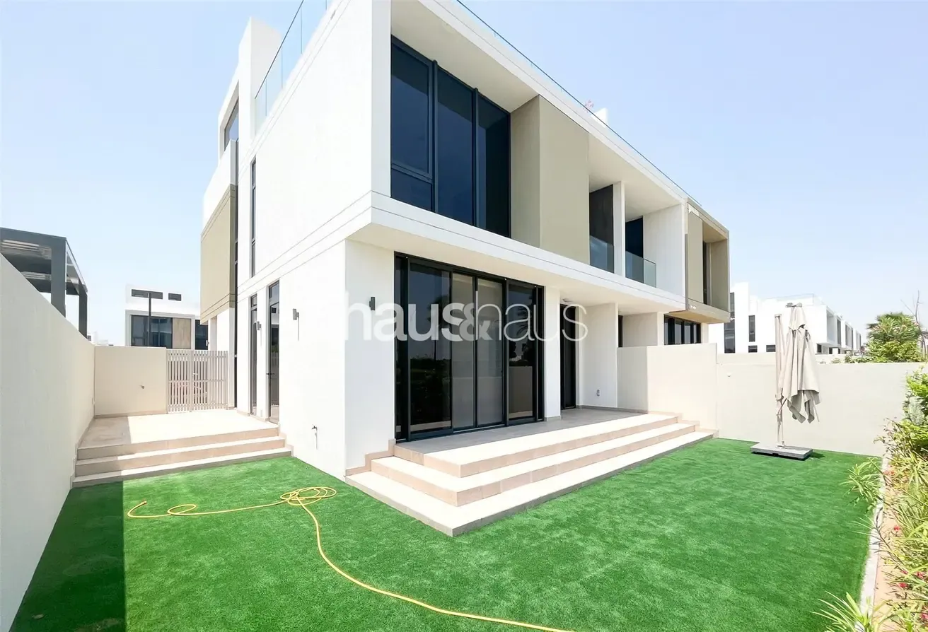Available Now | Golf Course Community | Must See