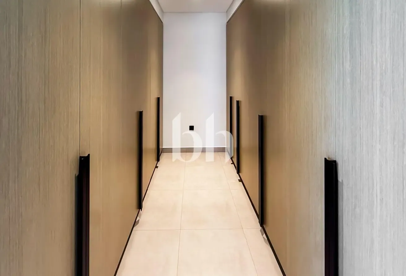 Premium Unit | Single Row | Vacant Now