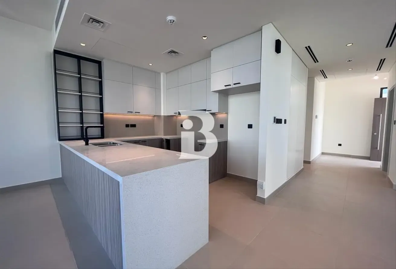 Single Row | Landscaped Garden | Prime Community