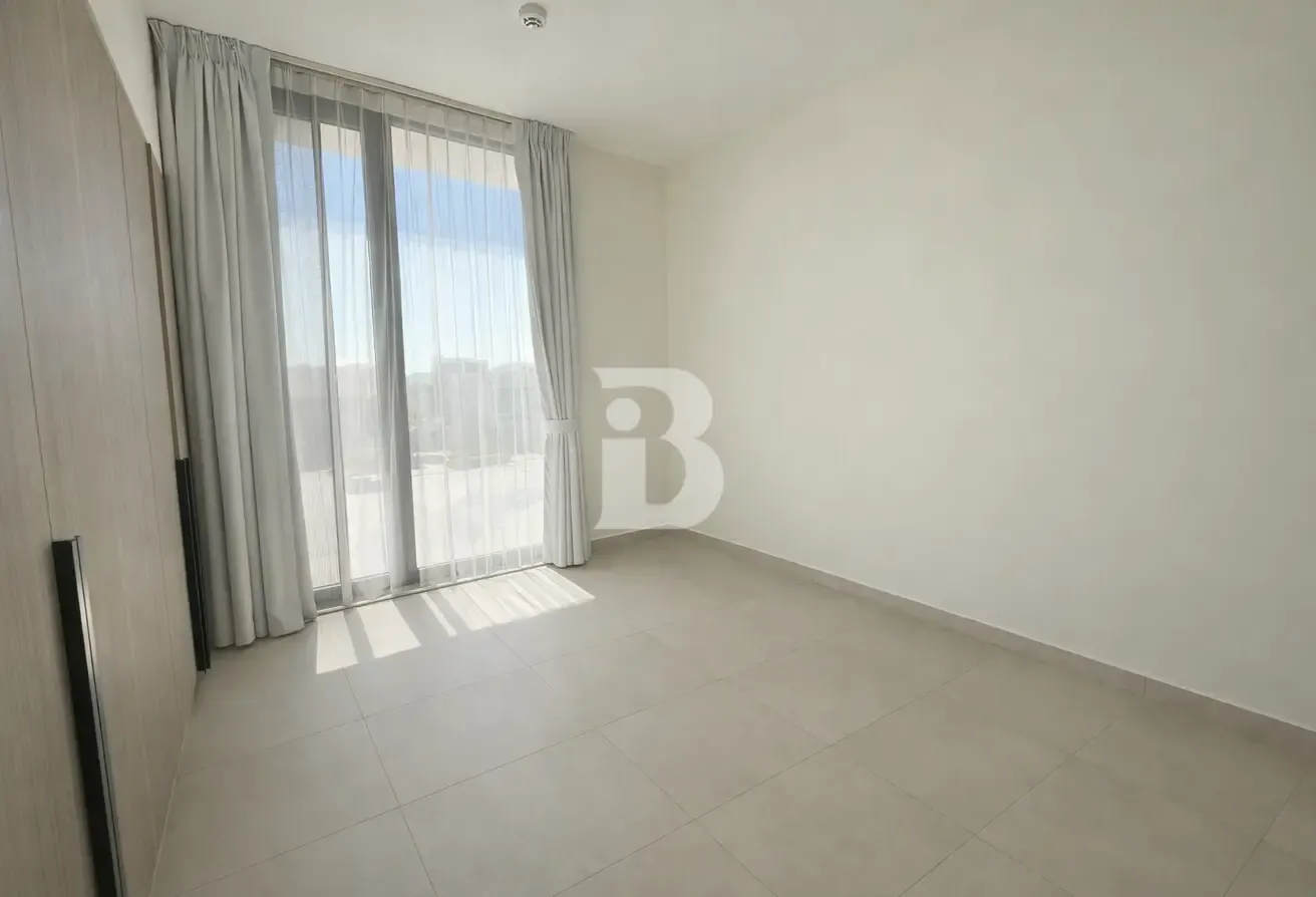 Single Row | Landscaped Garden | Prime Community