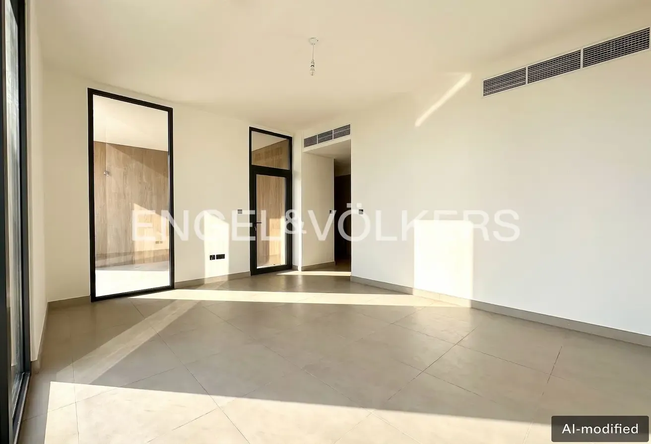 Large Plot | Single Row | Vacant Now
