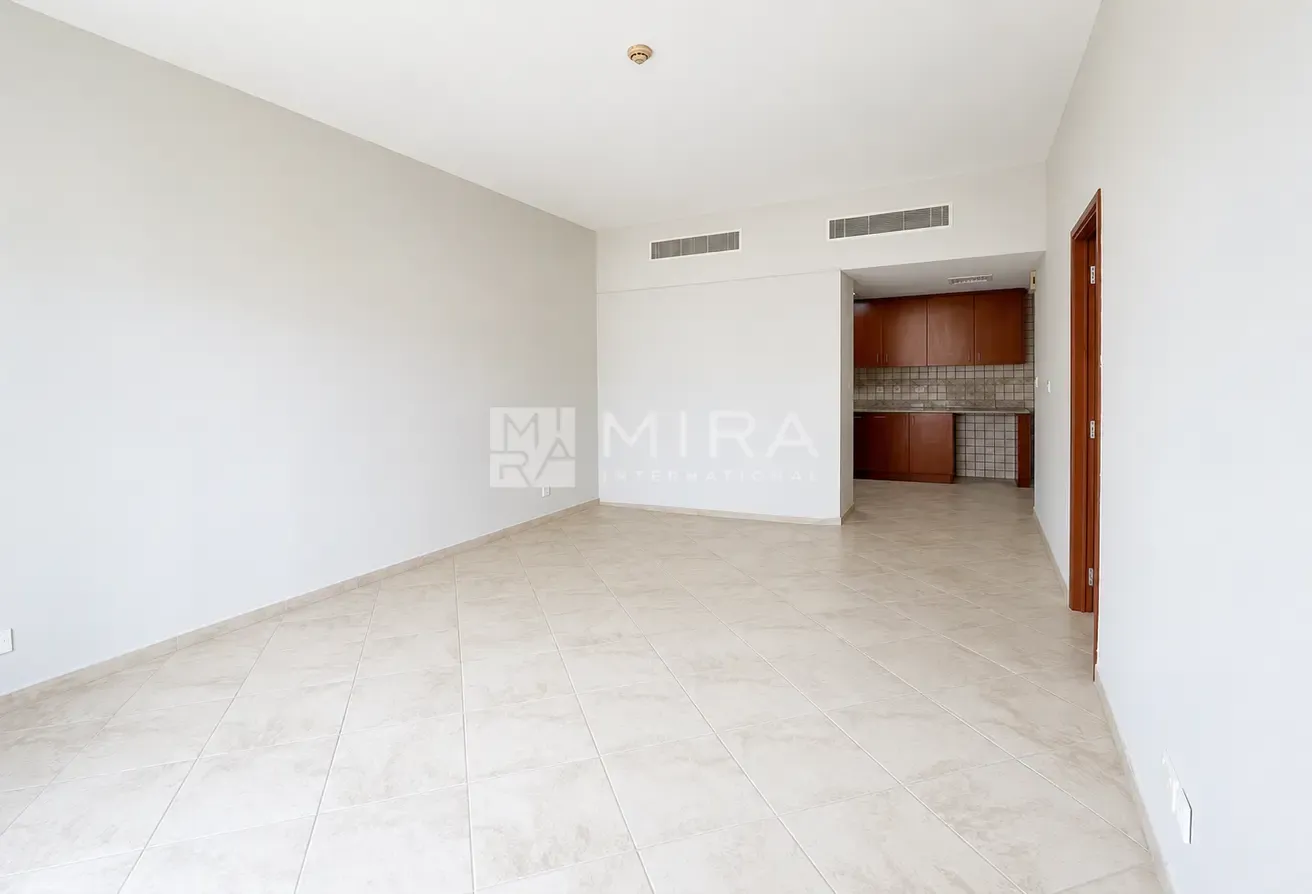 Brand New I Low Floor I Unfurnished