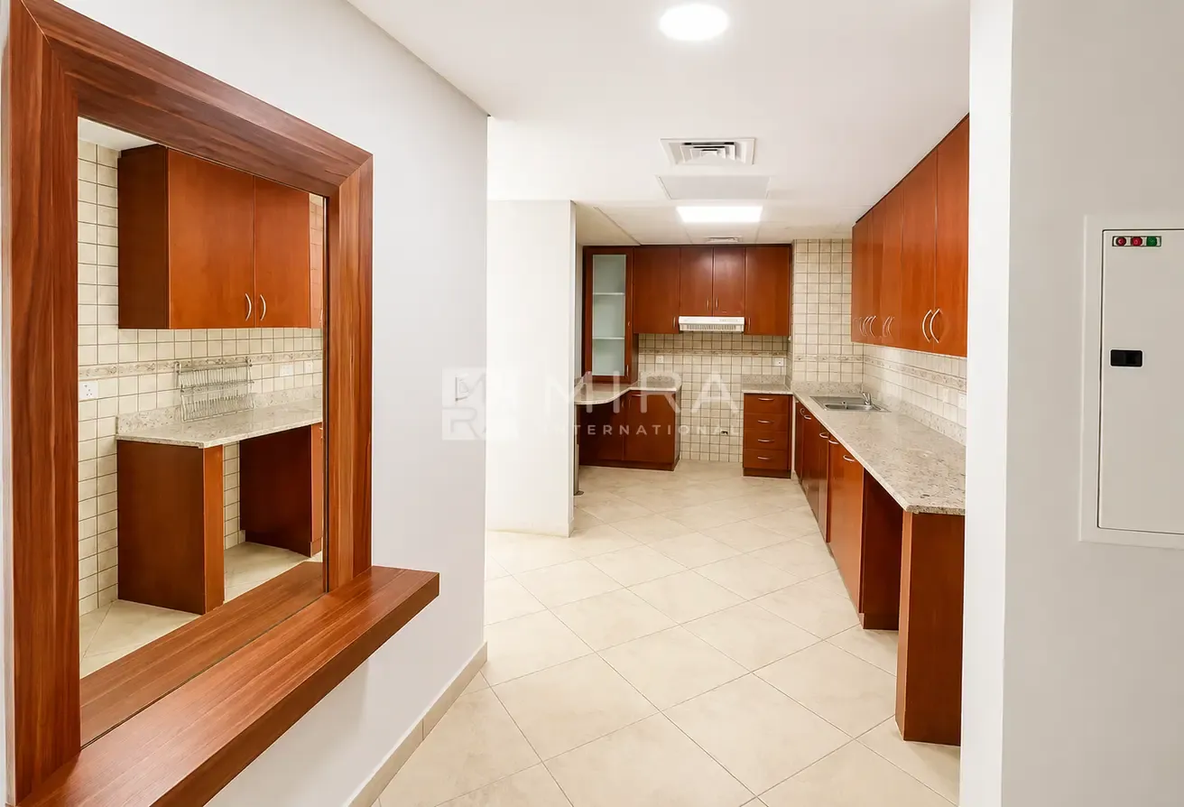 Brand New I Low Floor I Unfurnished