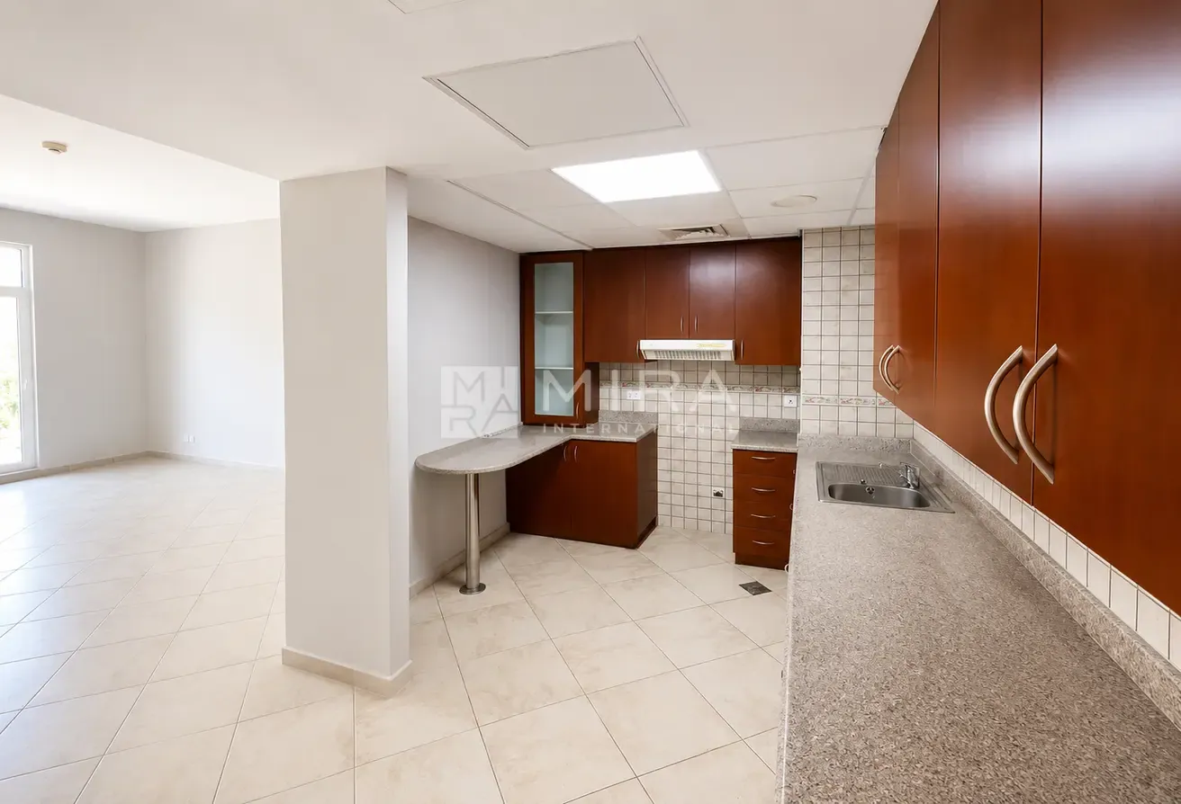 Brand New I Low Floor I Unfurnished