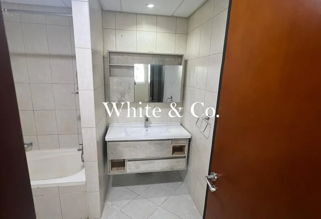 Unfurnished 1BR | Green View | Vacant Now