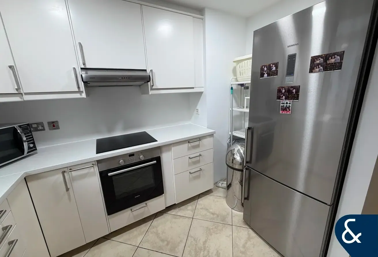 1 Bedroom | Garden View | Available July