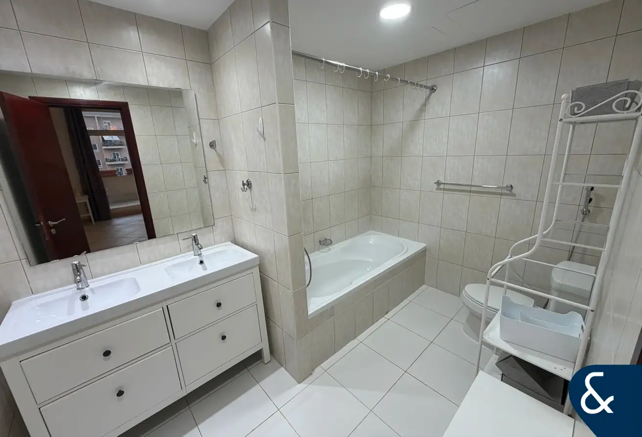 1 Bedroom | Garden View | Available July