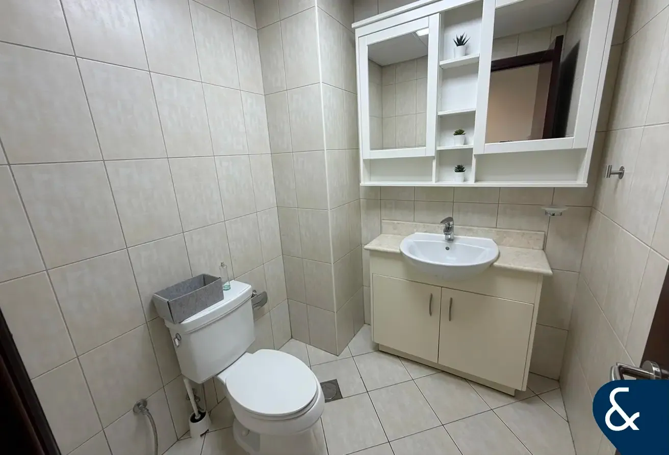 1 Bedroom | Garden View | Available July