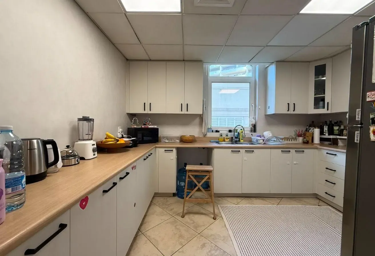 Bright | Corner Unit | 3BR+Maid | Ground Floor