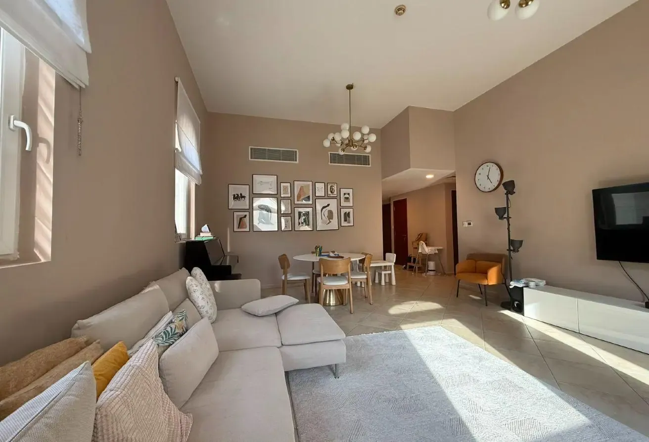 Bright | Corner Unit | 3BR+Maid | Ground Floor