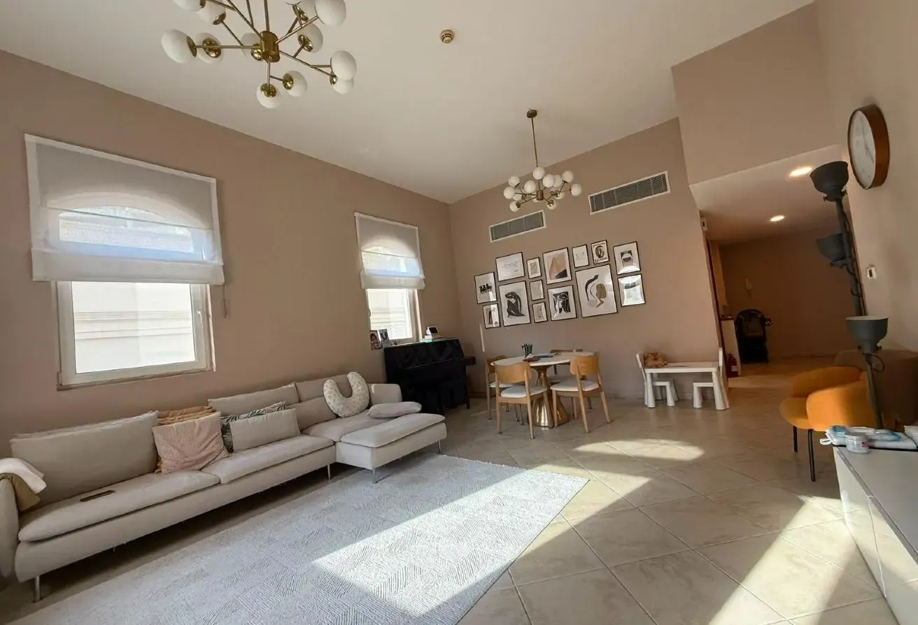 Bright | Corner Unit | 3BR+Maid | Ground Floor