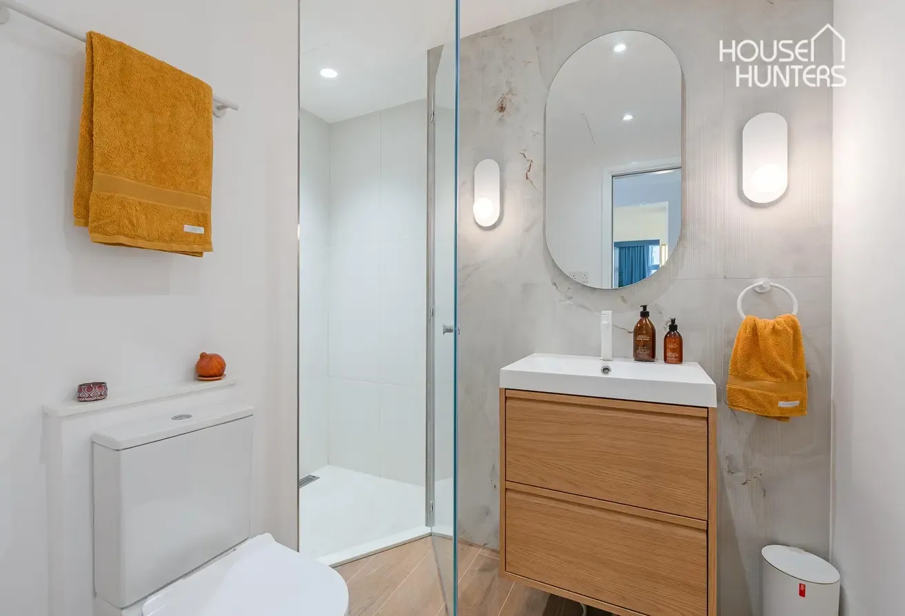 Fully Upgraded|Excellent Location|Multiple Cheques