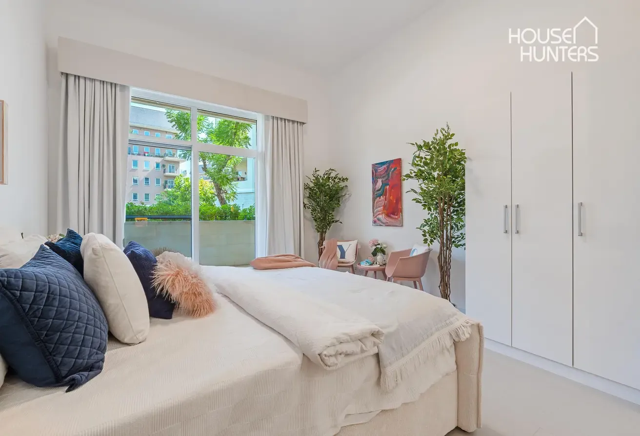 Fully Upgraded|Excellent Location|Multiple Cheques