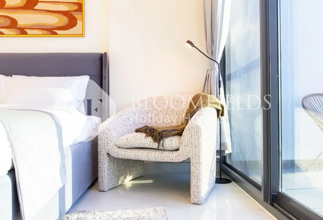 Modern Studio | Samana Park Views | 6th Floor