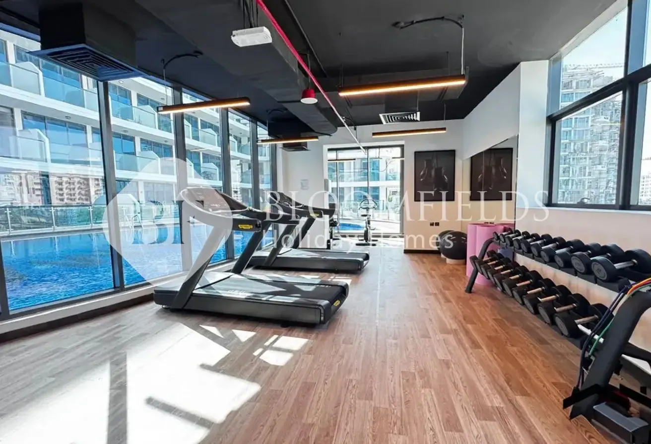 Modern Studio | Samana Park Views | 6th Floor