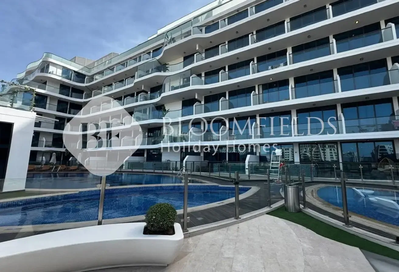 Modern Studio | Samana Park Views | 6th Floor