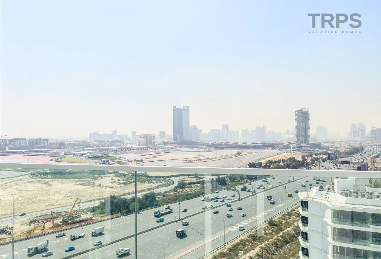 Close to Miracle Garden | Furnished | Ready Unit!!