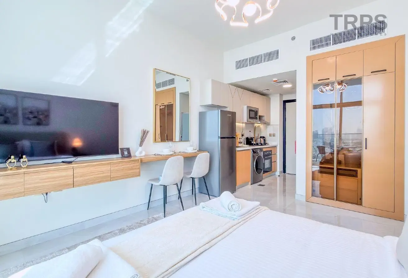 Close to Miracle Garden | Furnished | Ready Unit!!