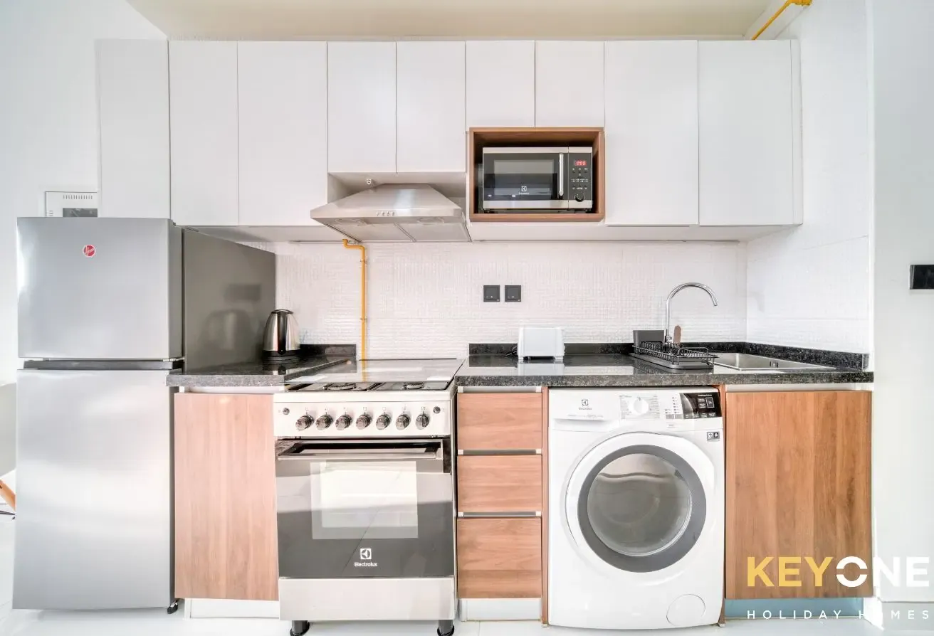 Elz Residence Stylish Studio Living