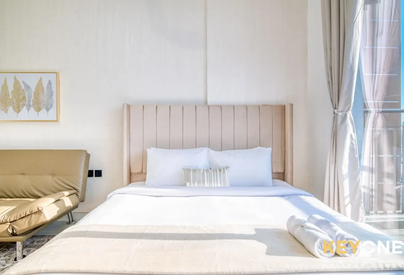 Elz Residence Stylish Studio Living