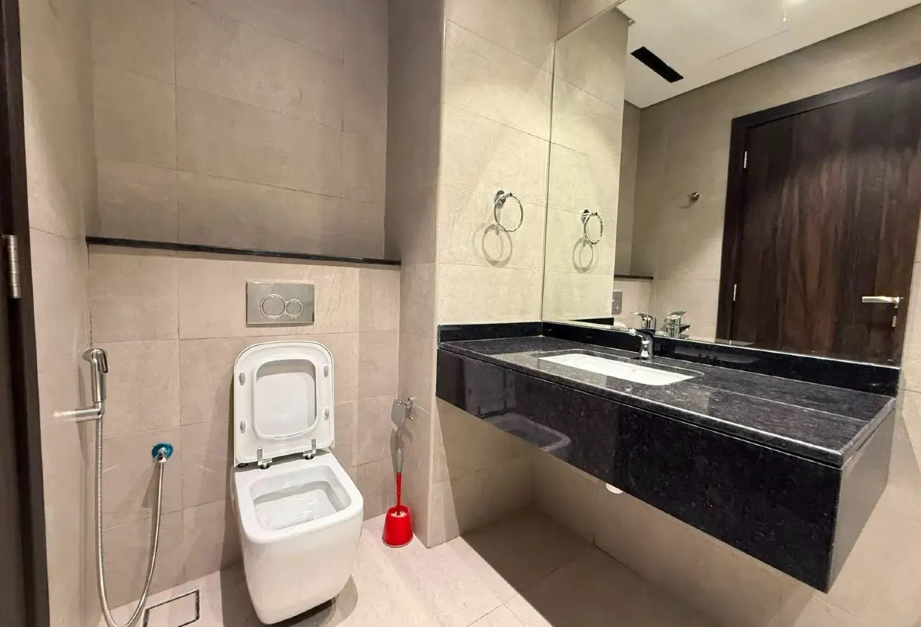 Spacious Modern Furnished Studio | Move-In Ready |
