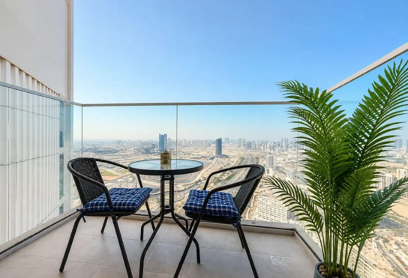 Skyz by Danube | High-floor studio living | Arjan